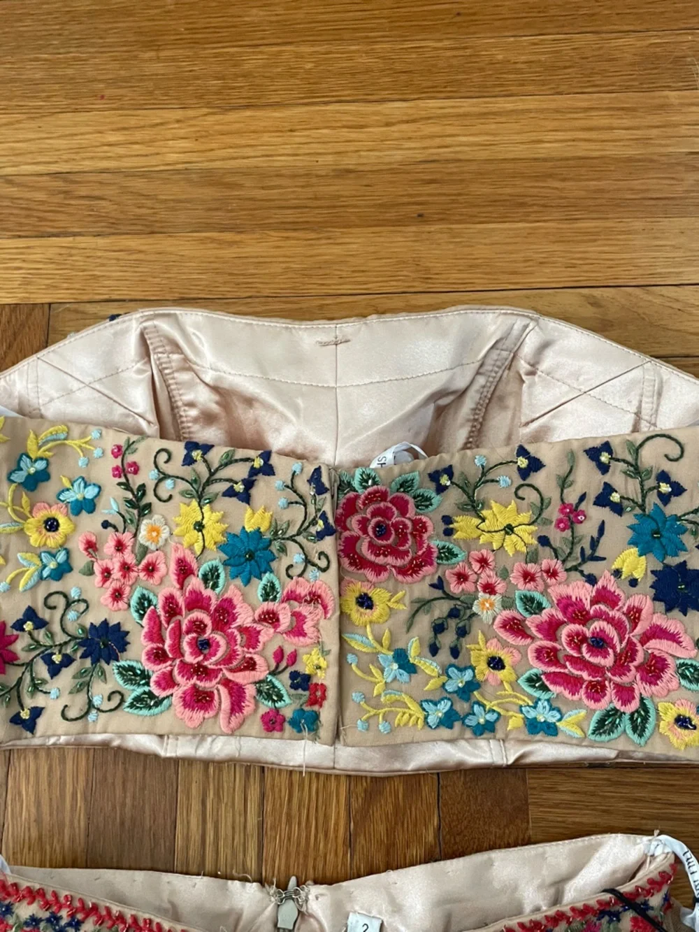 Sherri Hill Blush Lace-Trim A-Line Tulle Skirt and EmbroideredTop Prom Two-Piece - Picture 8 of 9